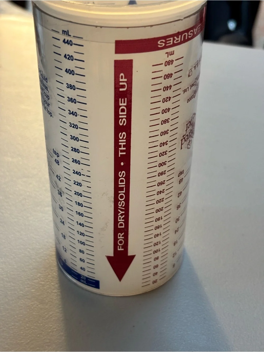 The Pampered Chef Measure All two cup Dry/ Solid Measuring Cup